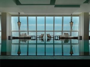 パークハイアット上海|宿泊|超高層ホテルの天空プールがおすすめ