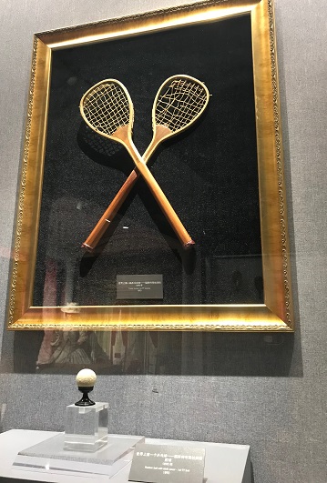 最初の卓球ラケット